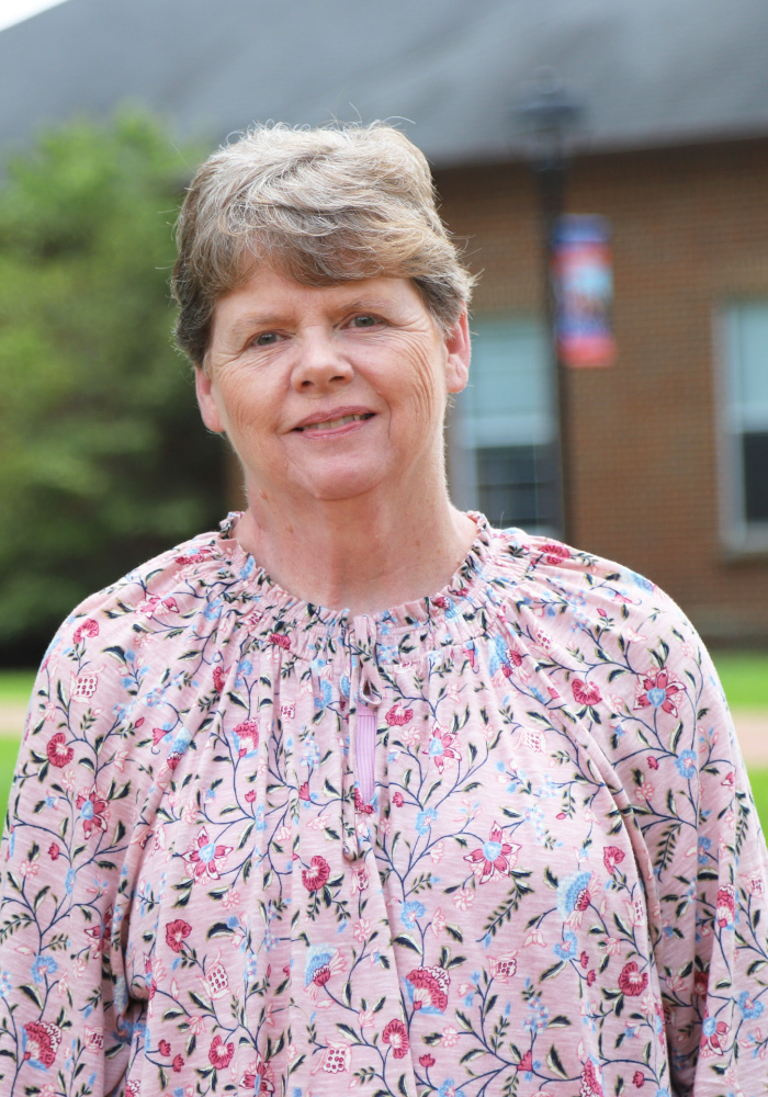 Carol Green's headshot