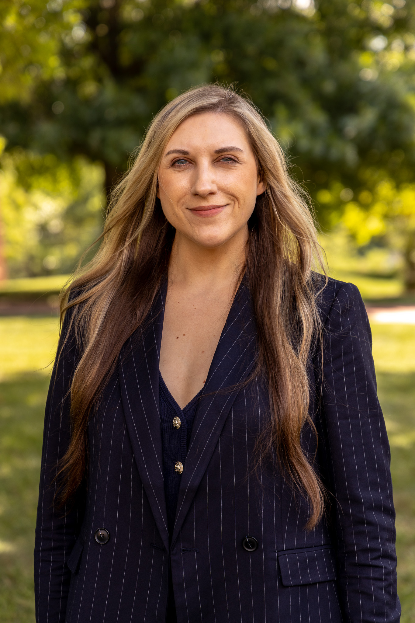Svitlana Olenich's headshot
