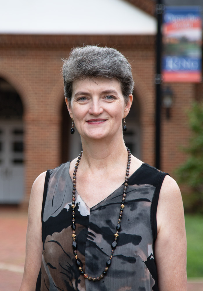 Karen Shaw's headshot