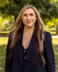 Svitlana Olenich's headshot