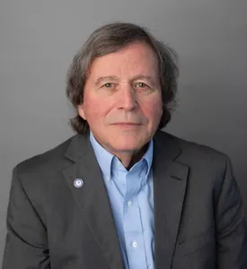 Thomas H. Lowe Headshot
