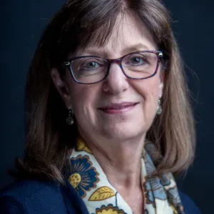Karen Vann earned a bachelor’s degree in Behavioral Science from King in 1998. She is a member of First Presbyterian Church of Bristol and is actively involved in the church’s partnership in northeast Brazil. She formerly served as the church’s Christian educator. Elsewhere in the community, she donates her time to Bristol Faith in Action, the YWCA Board of Directors, and the Blue Stocking Club. She also serves as a reading volunteer for Reading Buddies at Fairmount Elementary School. She and her husband, John, live in Bristol, Tennessee.
